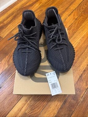 Yeezy Boost 350  Sneakers